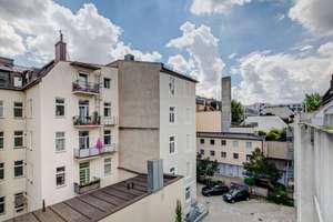 Maxvorstadt: Amalienstraße, Kleines Refugium mit Dachterrasse und Tiefgarage - frei ab 10/26 – Die vollständige Adresse der Immobilie erhältst du vom Anbieter., 80799 Universität, München – Vorschaubild 5