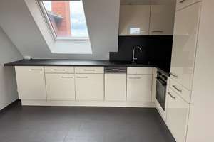 schöne 2-Zimmerwohnung mit Tageslichtbad und Balkon zu vermieten – Am Beerberg 1, 99092 Frienstedt, Erfurt – Vorschaubild 5