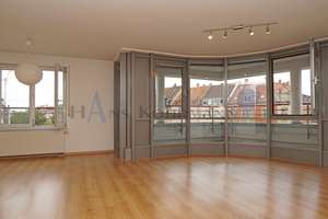 Gepflegte 2-Zi-Wohnung mit Balkon in KA-Weststadt – Sophienstr. 121, 76135 Weststadt, Karlsruhe – Vorschaubild 1