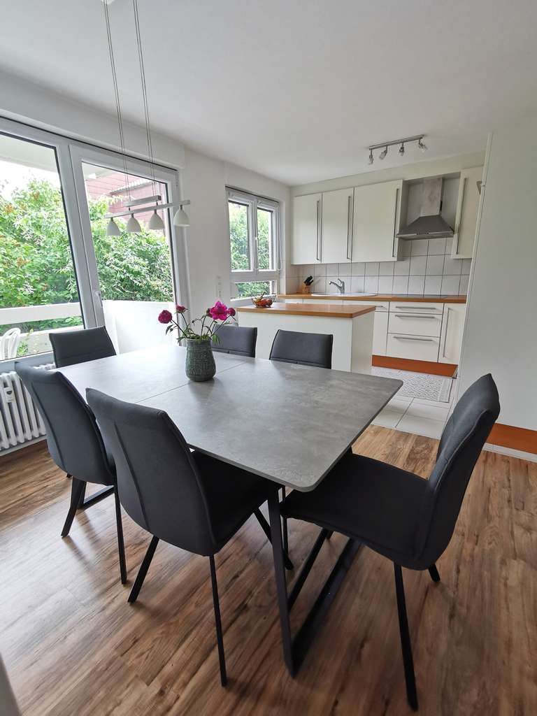 Schöne helle EG-Wohnung mit Blick ins Grüne