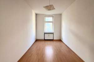 BEZUGSFREI ab Dez. 2027 | 3 bis 4-Zi Altbau-Whg. in Lichtenberg im 2. OG | aktuell vermietet – Die vollständige Adresse der Immobilie erhältst du vom Anbieter., 10365 Lichtenberg (Ortsteil), Berlin – Vorschaubild 10