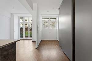 **Maisonette mit Hauscharakter – 5 Zimmer, Südterrasse und Tiefgarage** – Die vollständige Adresse der Immobilie erhältst du vom Anbieter., 14167 Lichterfelde, Berlin – Vorschaubild 9