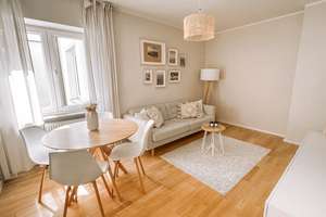 KAPITALANLAGE - Möblierte 2-Zimmer-Wohnung mit Balkon in Stuttgart-Ost (Wohnen am Ostendplatz) – Die vollständige Adresse der Immobilie erhältst du vom Anbieter., 70188 Ostheim, Stuttgart – Vorschaubild 2