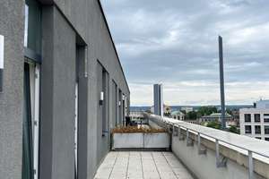 * Penthouse mit Dachterrasse und Kamin direkt am Postplatz - ID 4502 *