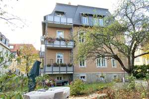 Attraktive 3 Zi.Wohnung mit Balkon, Fußbodenheizung und Parkettboden ! – Straußstraße 3, 1324 Bühlau/Weißer Hirsch, Dresden – Vorschaubild 2