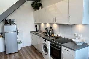 Zuhause mit vier Zimmern und zwei Balkonen in Köln-Vingst – Plantagenstraße 8, 51107 Vingst, Köln – Vorschaubild 7