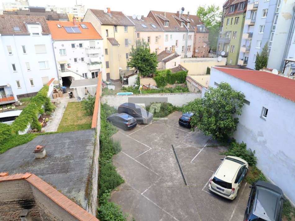 Stellplätze/Innenhof