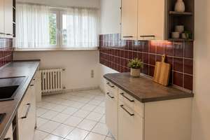 Schöner Wohnen am Rhein - Elegante 4-Zimmer-Wohnung mit TG Stellplatz+Aufzug – 50999 Weiß, Köln – Vorschaubild 6