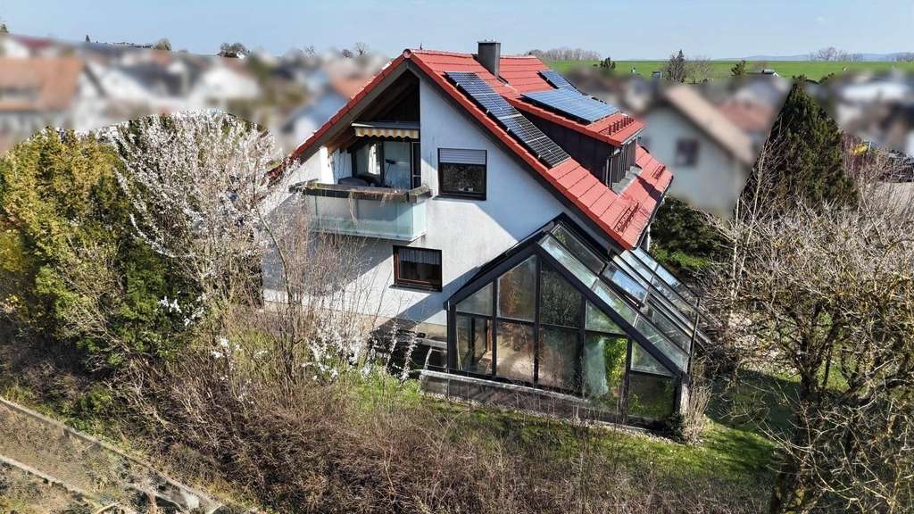 Immobilie in Göggingen - Charmantes Zweifamilienhaus in ruhiger Lage! - Bild 1