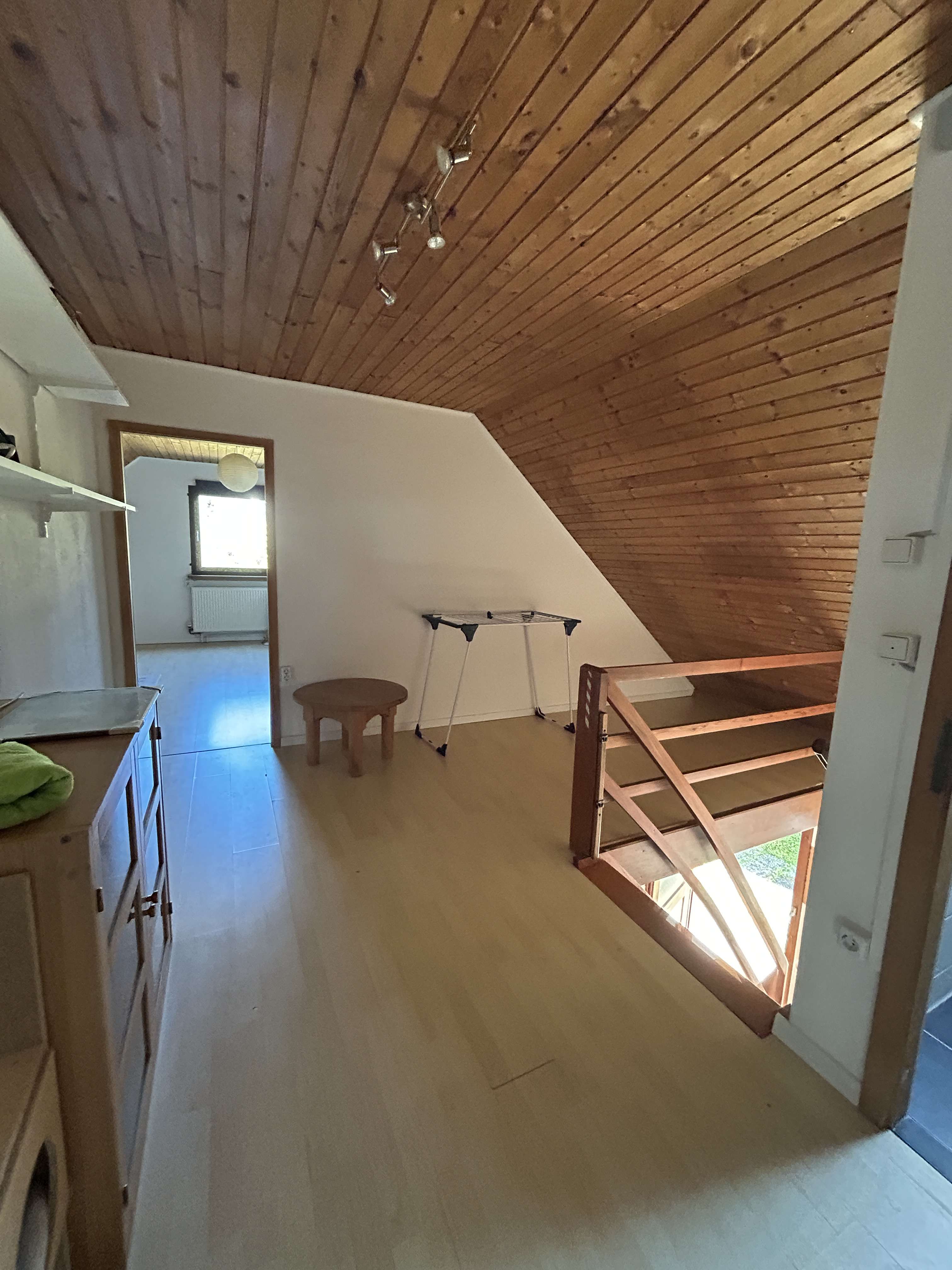 Immobilie in Adelschlag - Leben, Arbeiten und Entspannen - EFH mit großem Garten in Pietenfeld - Bild 11