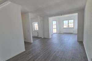 Wohnen mit Aussicht | Dachgeschoss | Balkon | Stadtfeld Ost – Liebknechtstr. 32, 39108 Stadtfeld Ost, Magdeburg – Vorschaubild 1