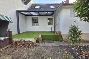 Modern ausgestattete Terrassenwohnung auf 2 Ebenen mit weitläufigem Garten in Hamburg - Billstedt – Die vollständige Adresse der Immobilie erhältst du vom Anbieter., 22117 Billstedt, Hamburg – Vorschaubild 6