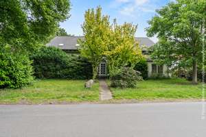 Loxstedt - Düring | Zweifamilienhaus mit Pferdestallen, Ferienapartment, Pool, Stall, Reithalle, Pad – Die vollständige Adresse der Immobilie erhältst du vom Anbieter., 27612 Loxstedt – Vorschaubild 4
