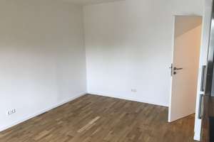 Gemütliche 2 ZKB mit Balkon und Einbauküche – Ortlerstraße 74, 86163 Hochzoll-Süd, Augsburg – Vorschaubild 2