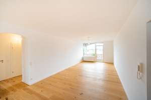 Helle 3 - Zimmer Wohnung mit Erweiterungsoption auf 4 Zimmer – Einsteinstraße 171, 81677 Steinhausen, München – Vorschaubild 4