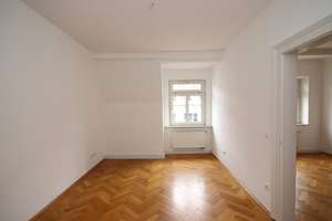 Gemütlich wohnen im Dachgeschoss – 2,5-Zimmer-Altbauwohnung in Neuhausen – Die vollständige Adresse der Immobilie erhältst du vom Anbieter., 80637 Dom Pedro, München – Vorschaubild 1