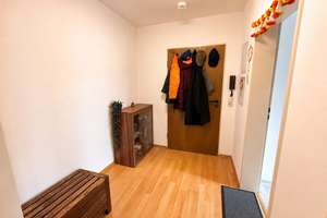 Dachgeschosswohnung mit Ausbaureserve in denkmalgeschützter Wohnanlage in Augsburg – Tunnelstraße 13, 86156 Kriegshaber, Augsburg – Vorschaubild 4