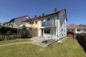 Charmantes Reihenendhaus in Top Lage – Die vollständige Adresse der Immobilie erhältst du vom Anbieter., 72172 Sulz am Neckar – Vorschaubild 1