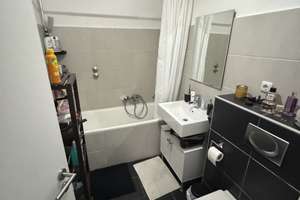 Vermietete 3-Zimmer-Wohnung mit Balkon & 2 Garagen in Wuppertal-Elberfeld – 42115 Elberfeld West, Wuppertal – Vorschaubild 8