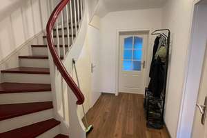Kernsaniertes Reihenendhaus mit Kamin, Garten und viel Platz auf vier Etagen – 90616 Neuhof an der Zenn – Vorschaubild 1