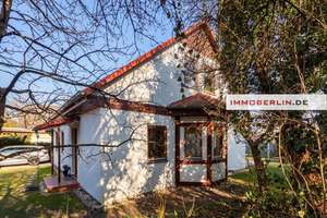 IMMOBERLIN.DE - Wunderbares Haus mit herrlicher Sonnenterrasse in familienfreundlicher Lage – Die vollständige Adresse der Immobilie erhältst du vom Anbieter., 12623 Mahlsdorf, Berlin – Vorschaubild 8
