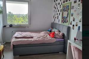 Geschmackvolle, sanierte 4-Zimmer-Wohnung mit Einbauküche in Reutlingen – Humboldtstraße 13, 72760 Reutlingen-Mitte, Reutlingen – Vorschaubild 5