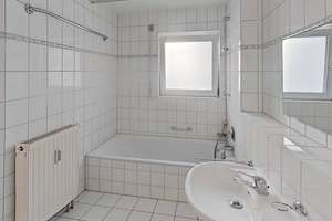 Wohnen auf der Sonnenseite: Helle 2-Zimmer-Wohnung mit Balkon in Stuttgart – Schwabstraße 33C, 70197 Rotebühl, Stuttgart – Vorschaubild 8