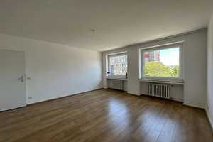 Exklusive 3-Zimmer-Wohnung mit gehobener Innenausstattung mit EBK in Düsseldorf – Rather Straße 62, 40476 Düsseldorf – Vorschaubild 6