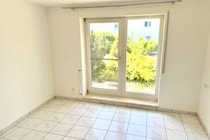 Helle und geräumige 3-Zimmer-Wohnung mit Terrasse in Neu-Ulm/Reutti gelegen. – Neu-Ulmer Str. 24, 89233 Neu-Ulm – Vorschaubild 11