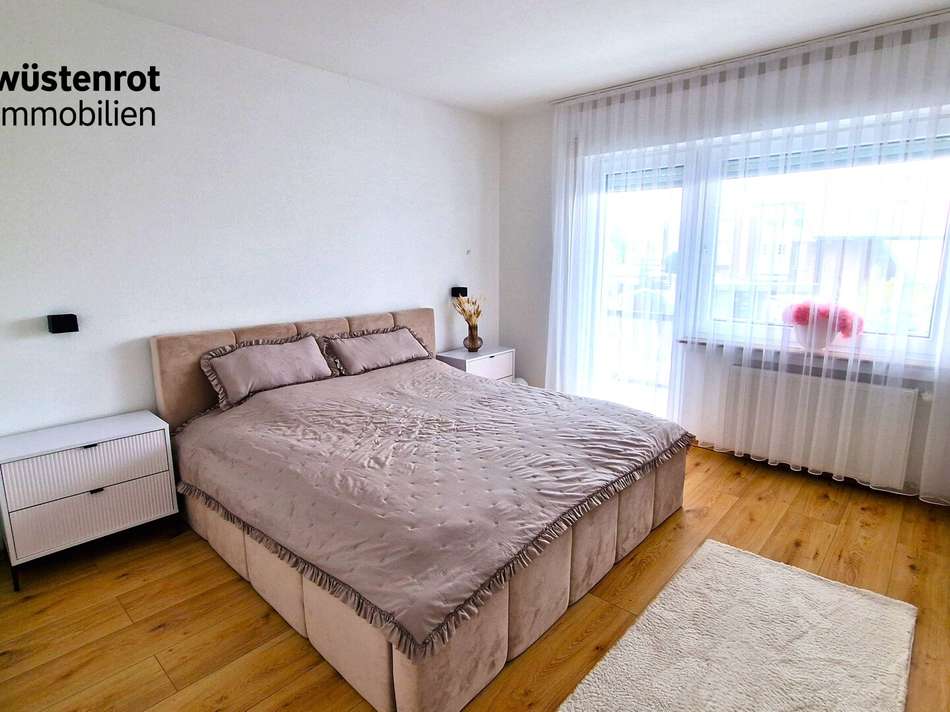 Zimmer 4 OG