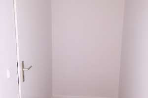 Vermietete 2-Zimmer-Wohnung mit Balkon in Berlin-Hellersdorf – modernisiert & solide kalkulierbar – Torgauer Straße 69, 12627 Hellersdorf, Berlin – Vorschaubild 8