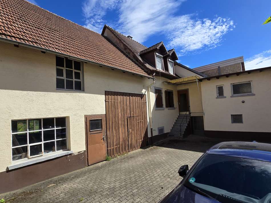 Hinterhaus mit Werkstatt & ...