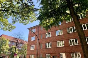 Modernisierte 2 Zimmerwohnung zur Miete in Barmbek - Wentzel Dr.