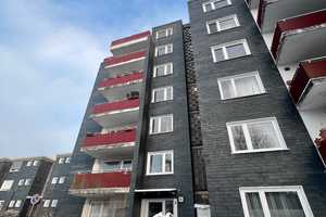 Zentral & ruhig: 3-Zimmer-Wohnung in Leverkusen-Lützenkirchen mit eigenem Stellplatz – Am Sandberg 4, 51381 Leverkusen – Vorschaubild 1
