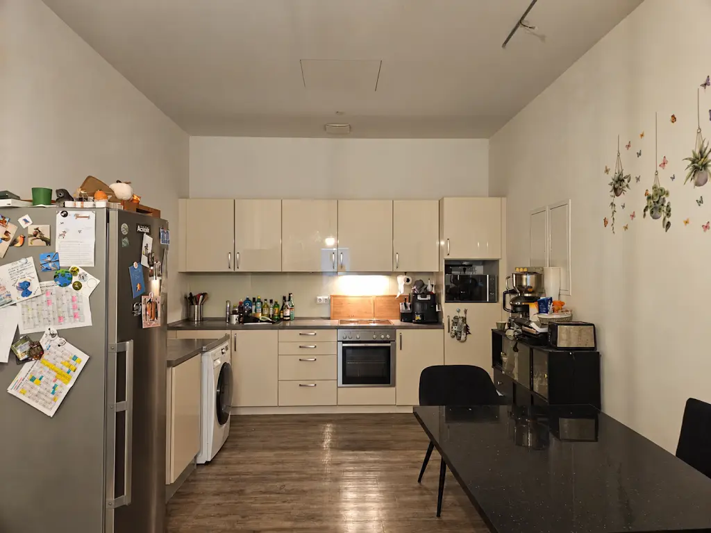 Studenten Zweier- WG mit Einbauküche und zwei Badzimmer - Photo 5