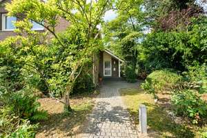 Ruhig gelegenes Einfamilienhaus mit Garten und viel Platz zum Ankommen in Krefeld-Traar! – Die vollständige Adresse der Immobilie erhältst du vom Anbieter., 47802 Traar, Krefeld – Vorschaubild 4