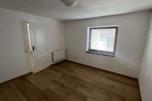 3-Zimmer Wohnung mit Einbauküche bei Obertaufkirchen – Die vollständige Adresse der Immobilie erhältst du vom Anbieter., 84419 Obertaufkirchen – Vorschaubild 9