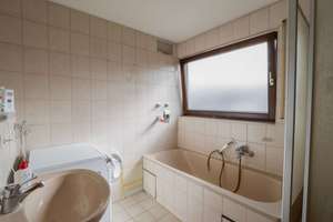 Familien & Paare aufgepasst! 4-Zi.-DG-Whg. in Sontheim ca. 101m², Loggia, 2x TG & flexibler Nutzung – Die vollständige Adresse der Immobilie erhältst du vom Anbieter., 74081 Sontheim, Heilbronn – Vorschaubild 15