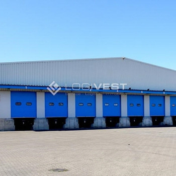 Ca. 6.000 m² Lagerhalle unmittelbar an der A6 gelegen!