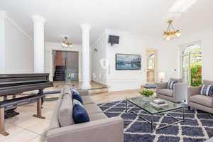 Eindrucksvolle Villa mit separater Einheit und großzügigem Garten – Potsdam-Mittelmark (Kreis) – Vorschaubild 2