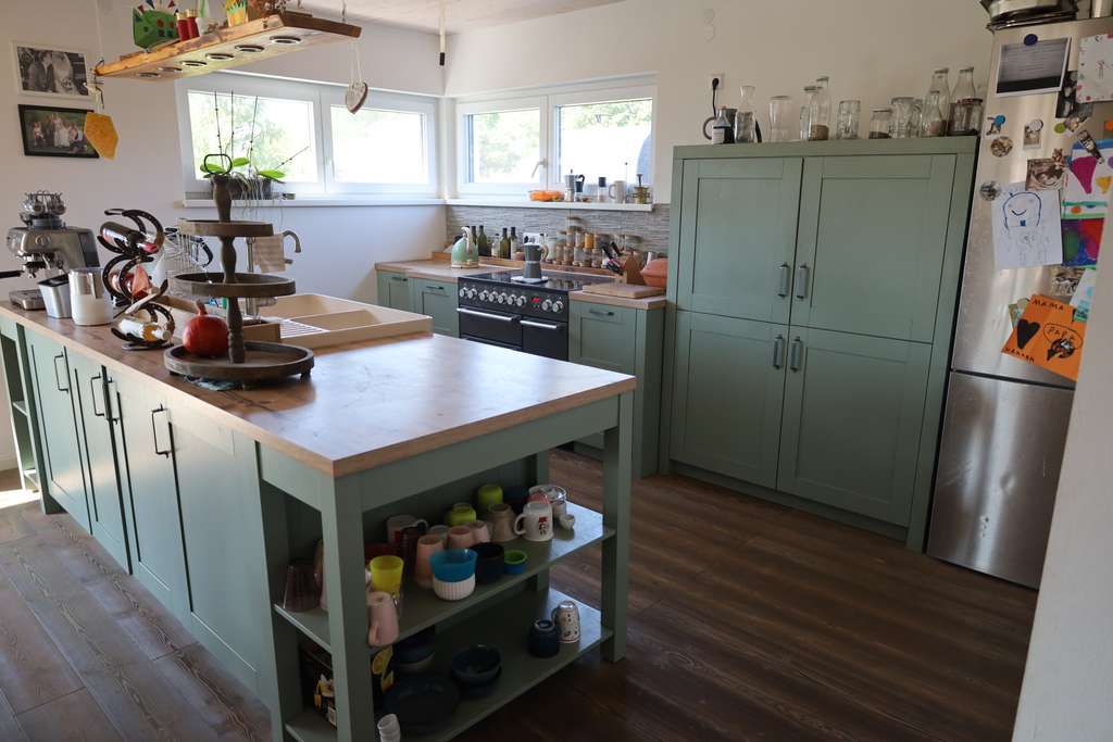 Immobilie in Kammlach - hochwertiger Neubau mit 2,5 WE *Pferdehaltung* 1786 m² *provisionsfrei* - Bild 3