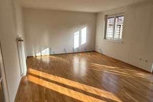 Großer Garten! Reihenmittelhaus mit viel Platz im Grünen – Die vollständige Adresse der Immobilie erhältst du vom Anbieter., 86179 Haunstetten-West, Augsburg – Vorschaubild 9