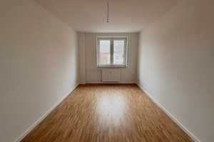 Schöne, frisch modernisierte 3-Zimmer-Wohnung in Schweinau zu vermieten – Friesenstraße 32, 90441 Nürnberg – Vorschaubild 3