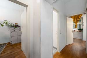 Hübsche Altbauwohnung an der Torstraße mit 2 Zimmern und kleiner Terrasse - aktuell vermietet – Die vollständige Adresse der Immobilie erhältst du vom Anbieter., 10119 Prenzlauer Berg, Berlin – Vorschaubild 5