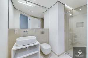 Moderne 1-Zimmer-Neubauwohnung mit Tiefgaragenstellplatz in München ! – München – Vorschaubild 4