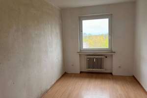 Helle 4-Zimmer-Wohnung mit BALKON und Wannenbad – Jaspersstraße 9, 42719 Wald, Solingen – Vorschaubild 8