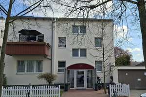Gepflegtes, massiv gebautes Wohnhaus mit fünf  Wohnungen zuzüglich Souterrain , diverse Nutzung – Die vollständige Adresse der Immobilie erhältst du vom Anbieter., 12249 Lankwitz, Berlin – Vorschaubild 1