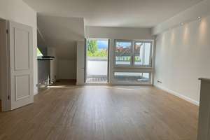 Prov-Frei: DG Kollwitzkiez, 3 Zimmer, ca. 96 m², Küche, Süd-Terrasse, Wannenbad, Maßmöbel – Sredzkistraße XX, 10435 Prenzlauer Berg, Berlin – Vorschaubild 2