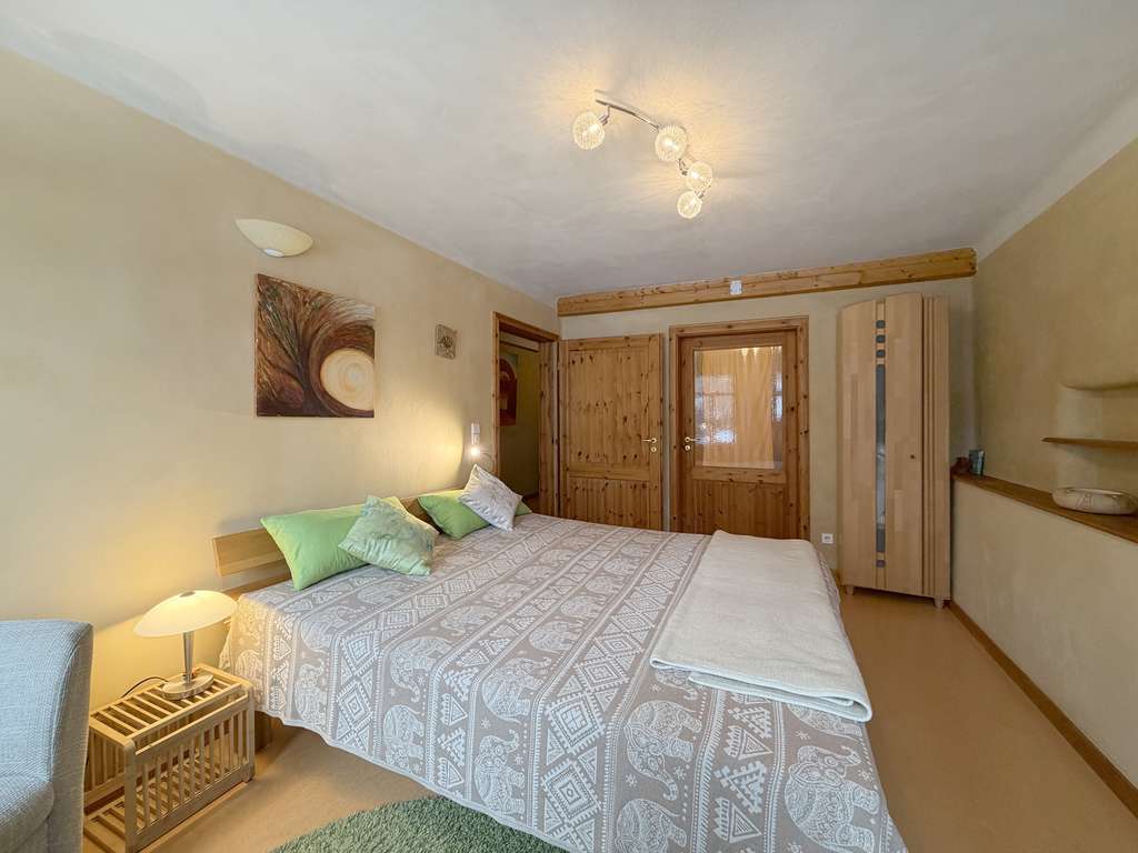 Immobilie in Alflen - Ökologisch gestaltetes Mehrgenerationenhaus mit Neubau incl. Einliegerwohnung/Praxis und altem Bauer - Bild 1