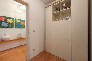 STILVOLLE 3-ZIMMER-WOHNUNG IN EXPONIERTER DRESDNER PREMIUMLAGE – Die vollständige Adresse der Immobilie erhältst du vom Anbieter., 1324 Bühlau/Weißer Hirsch, Dresden – Vorschaubild 12